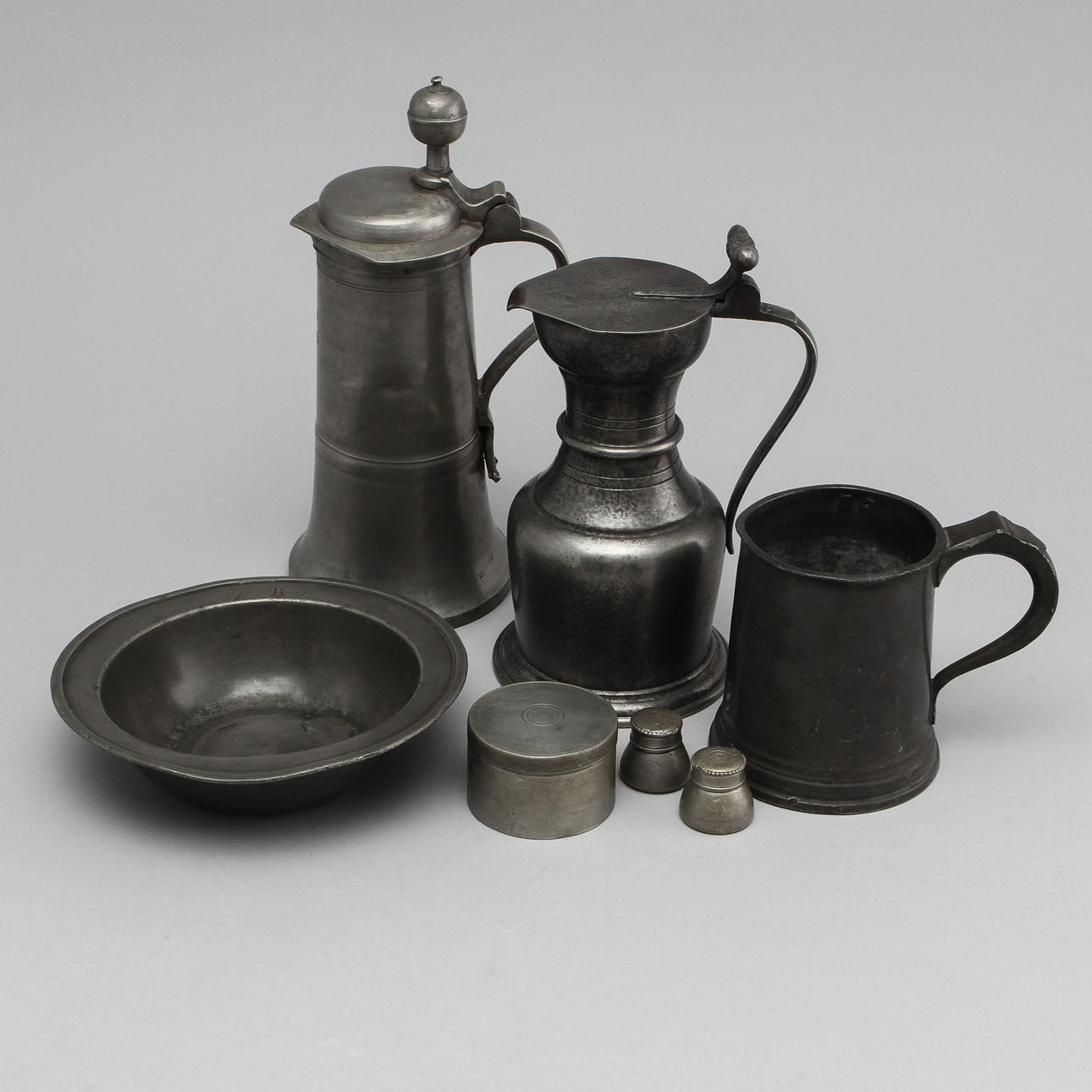 TENNFÖREMÅL, 7 st, 1700/1800-tal.