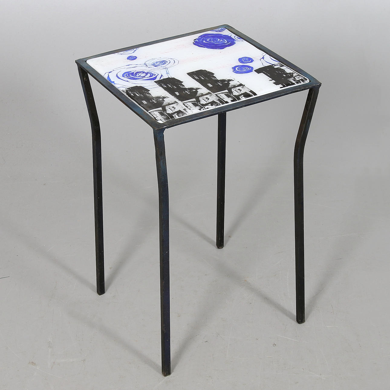 BORD, smide samt glas. Björn Gimstedt och Lisbeth Malm, signerad.