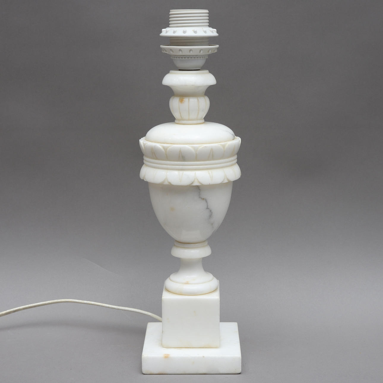 BORDSLAMPA, sten, 1900-tal.