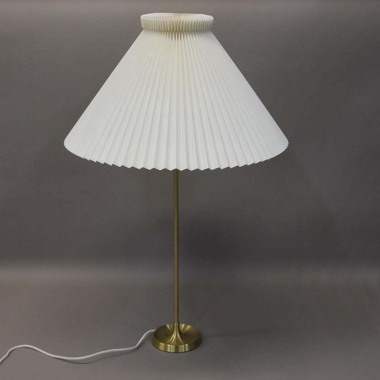 LE KLINT. BORDSLAMPA & LAMPSKÄRM.