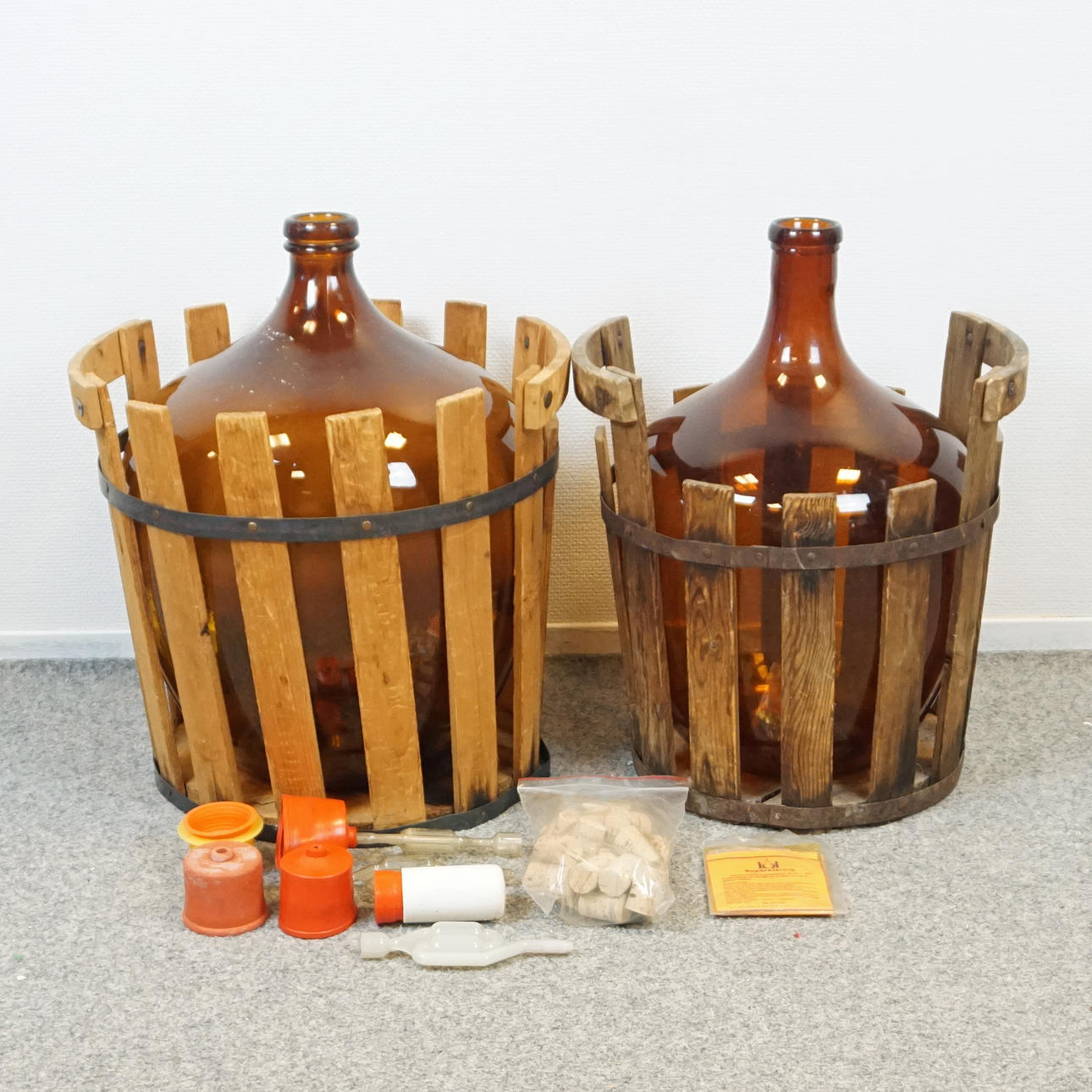 DAMEJEANNER, 2 st, 1900-tal.