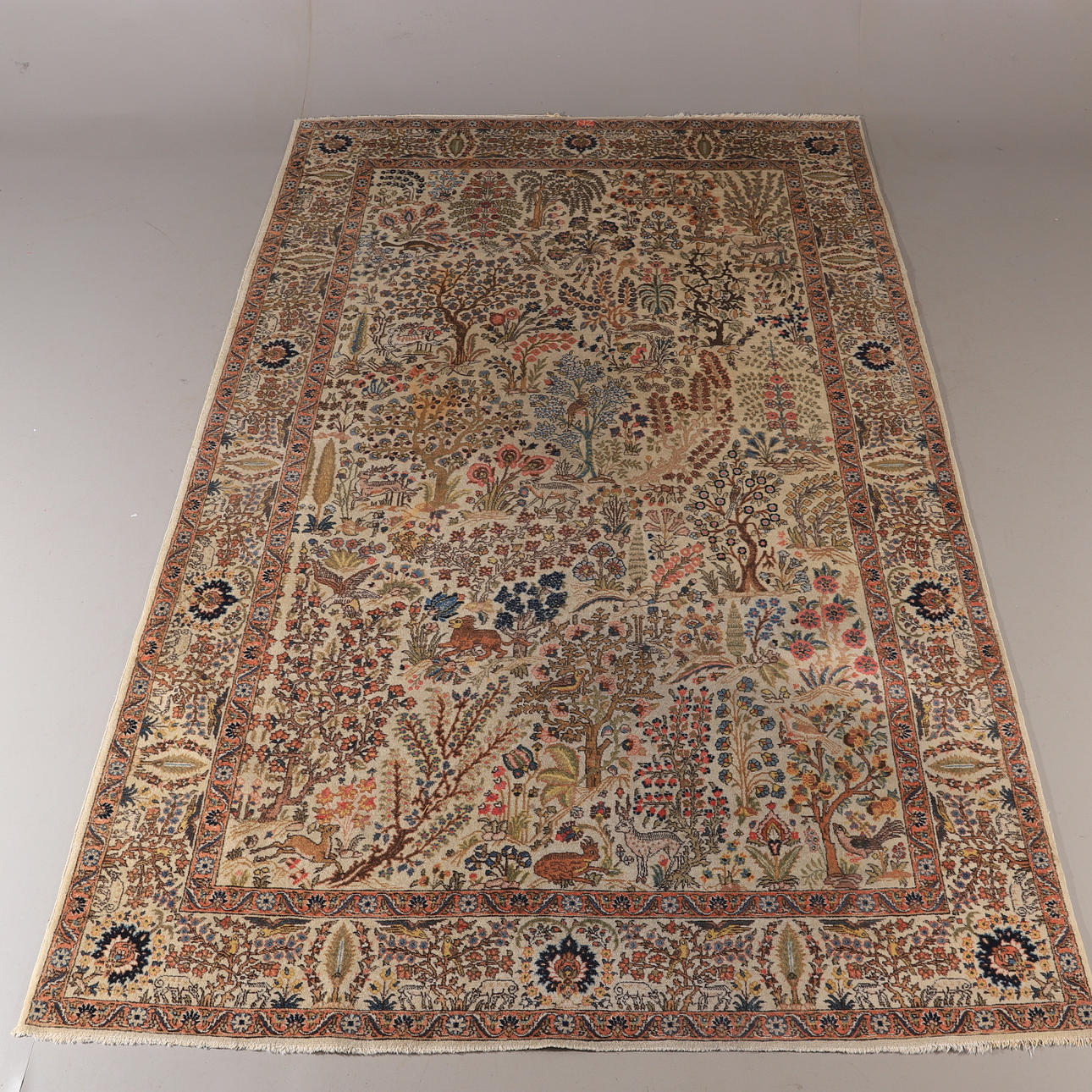 CARPET, oriental, signed ZN, 310 x 205 cm.
