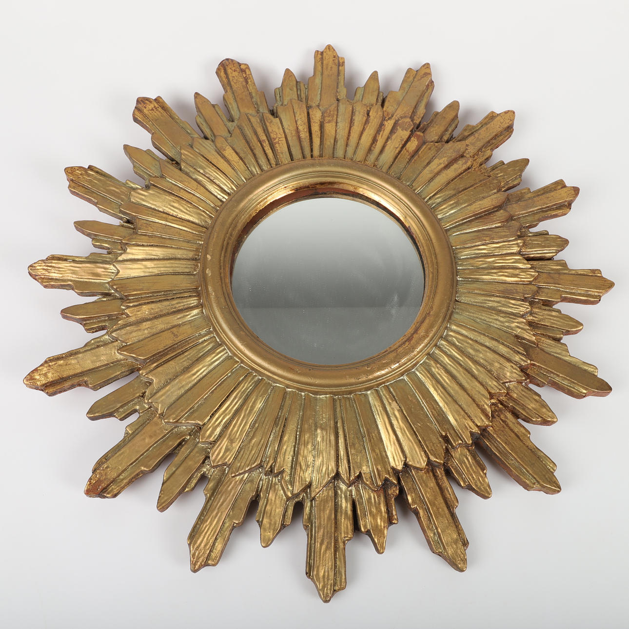SOLSPEGEL, förgyllt trä, 1900-tal.