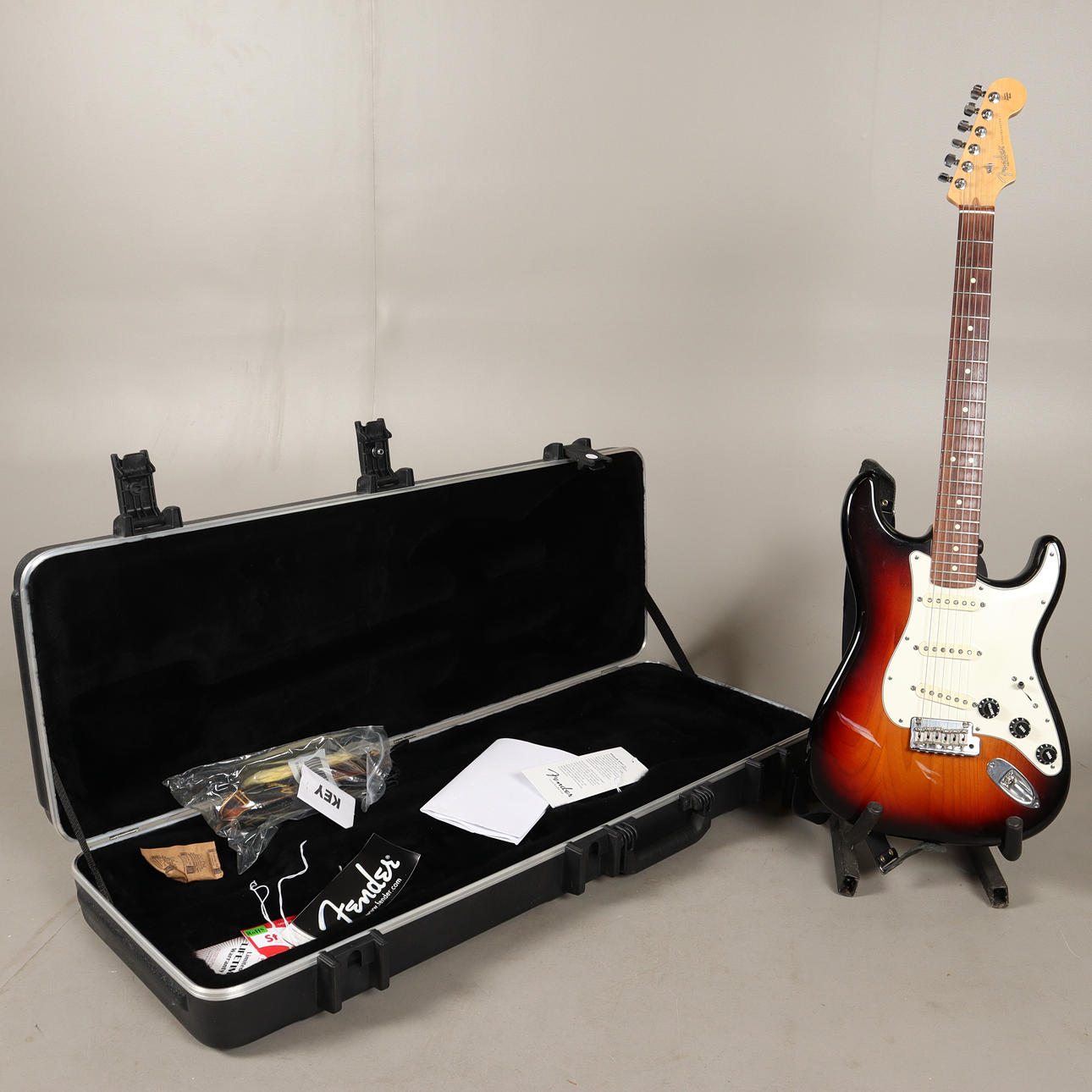 ELGITARR Fender Stratocaster Corona USA.