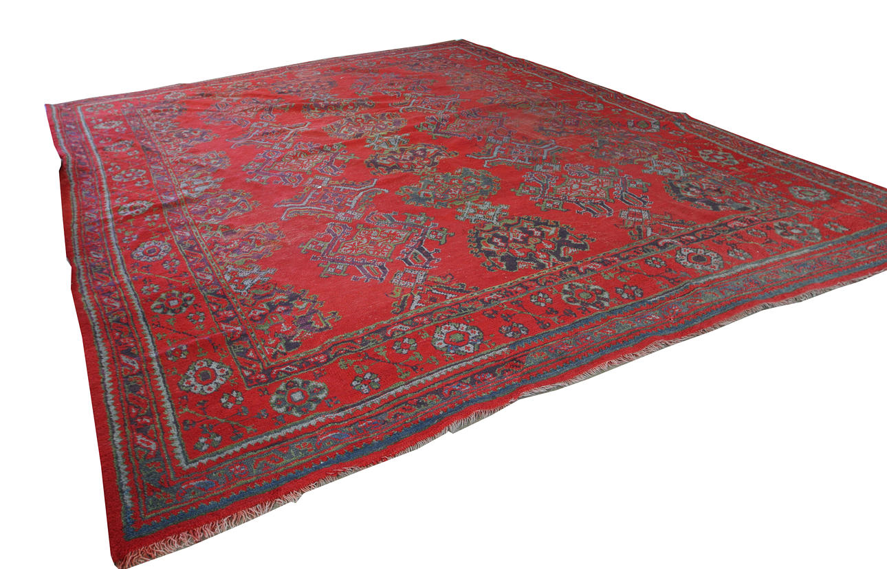 MATTA, Oushak, semiantik, ca 450x345 cm.