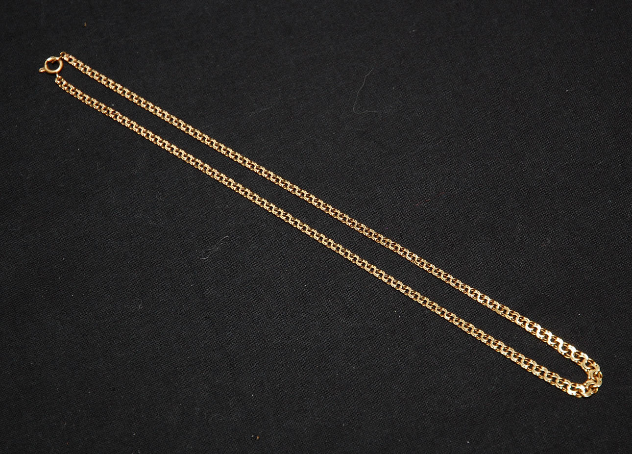 HALSBAND, Bismark, 18 K guld, vikt 9 g.