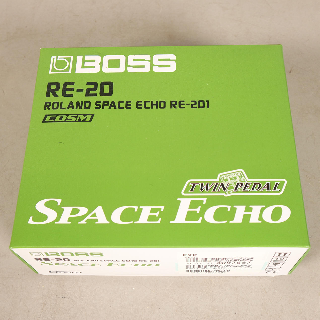 EFFECTS PEDAL Boss RE-20 space Echo.
