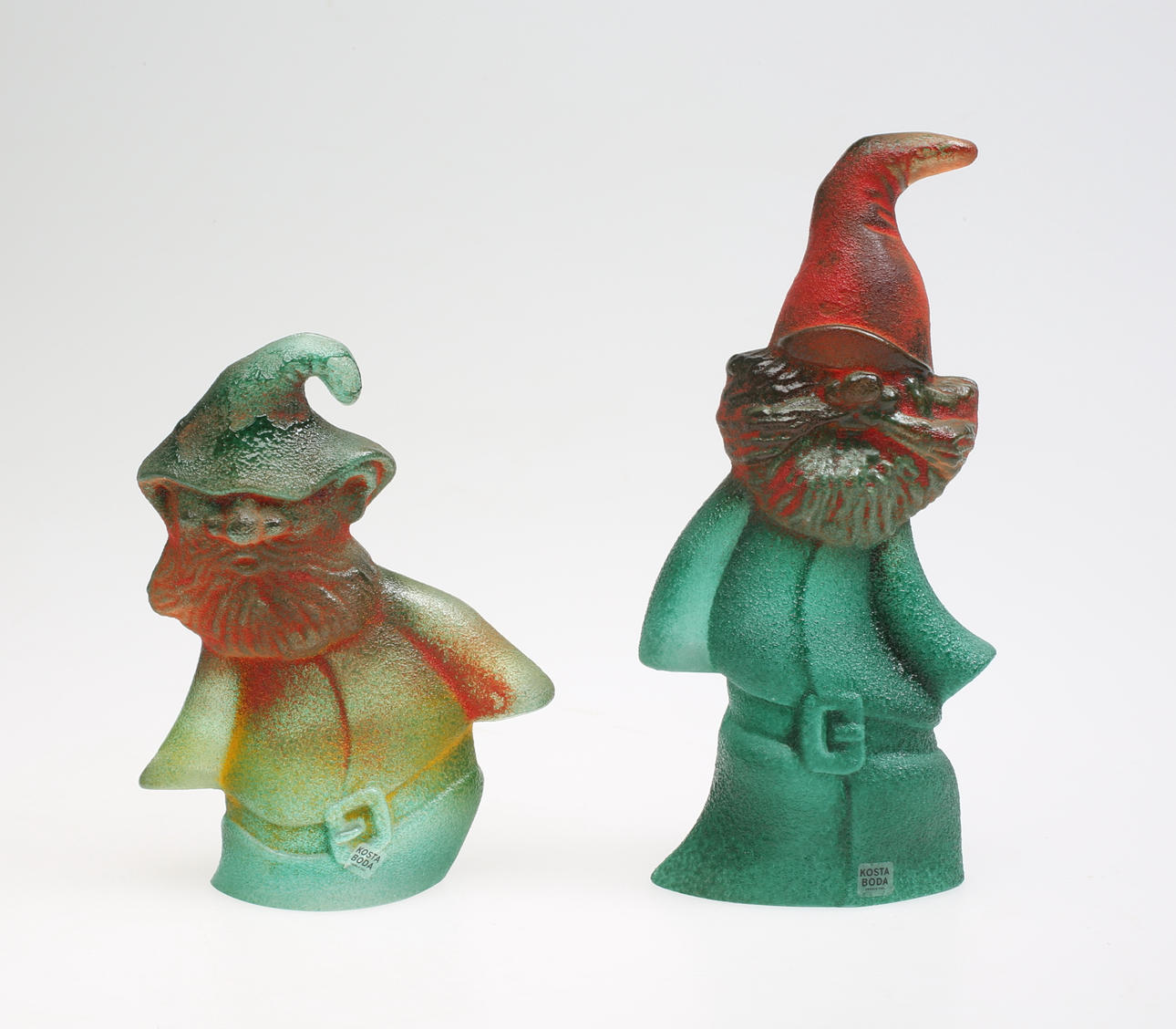 KJELL ENGMAN. Tomtar, 2 st, Kosta Boda, fullsignerade.