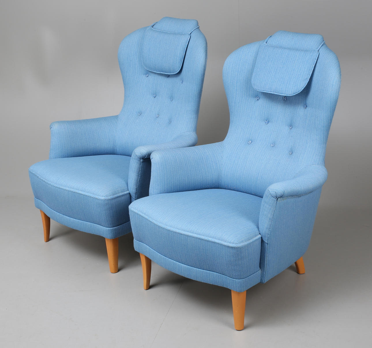 CARL MALMSTEN. Fåtöljer, ett par, "Farmor".