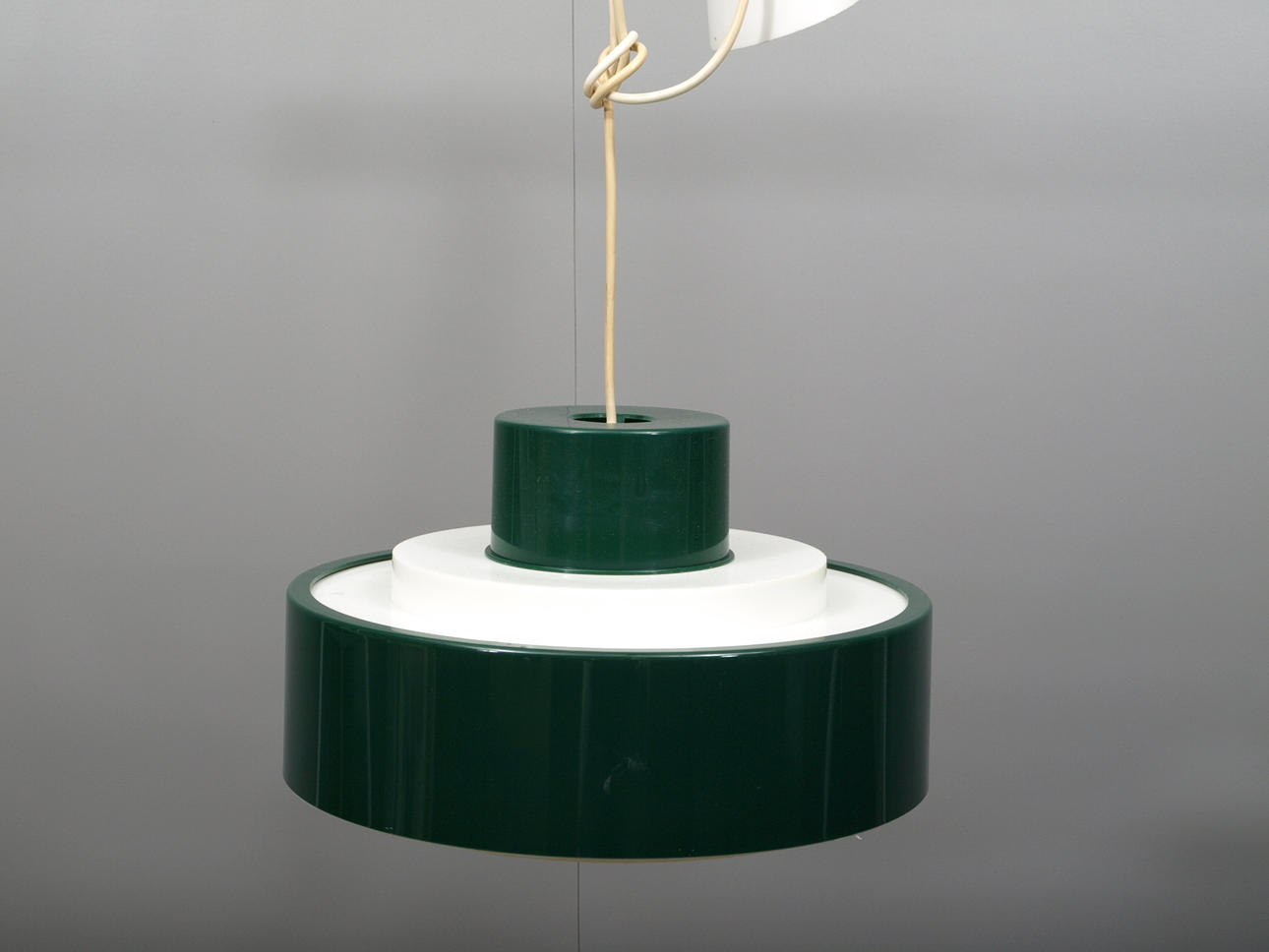 TAKLAMPA, plast, grön,1950-60-tal.