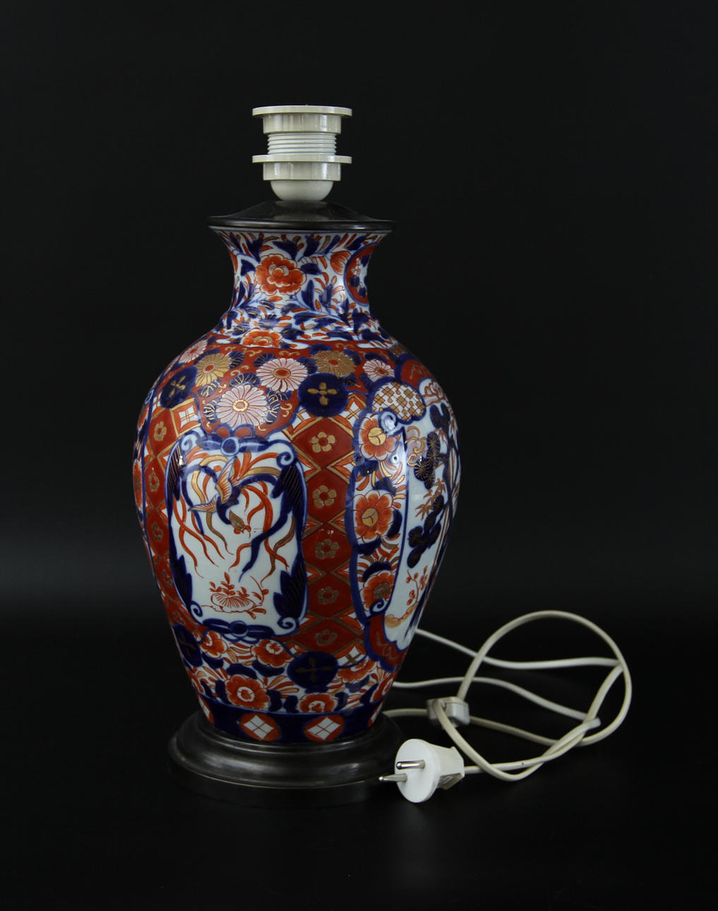 BORDSLAMPA, porslin, Japan, 1800/1900-tal.