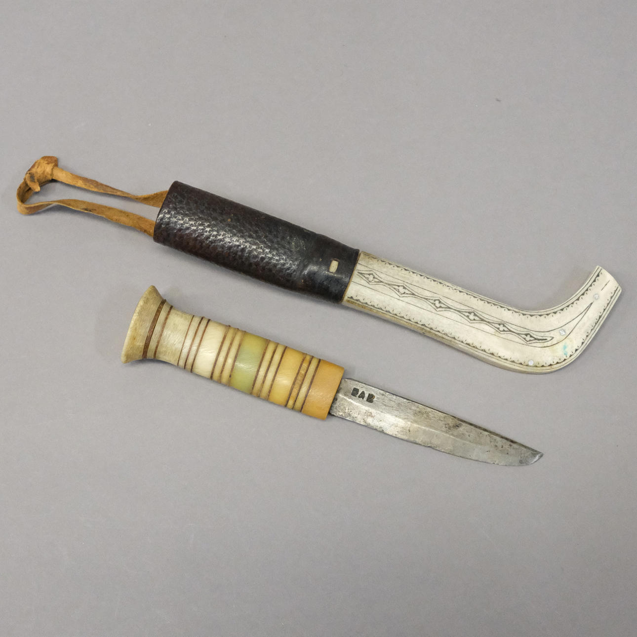 UTSI PAULUS, KNIV, SAMEARBETE.