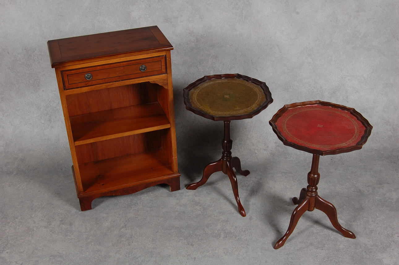 PARTI ENGELSKA MÖBLER , 3 delar.