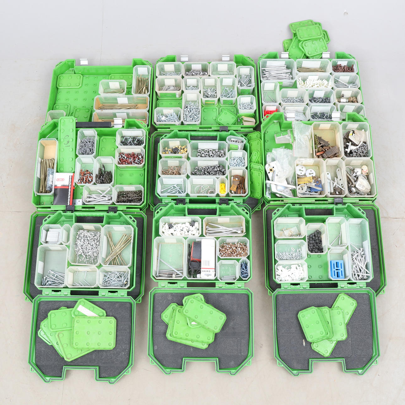 SCREW BOXES / ASSORTMENT BOXES, 9 pcs, Essve, 