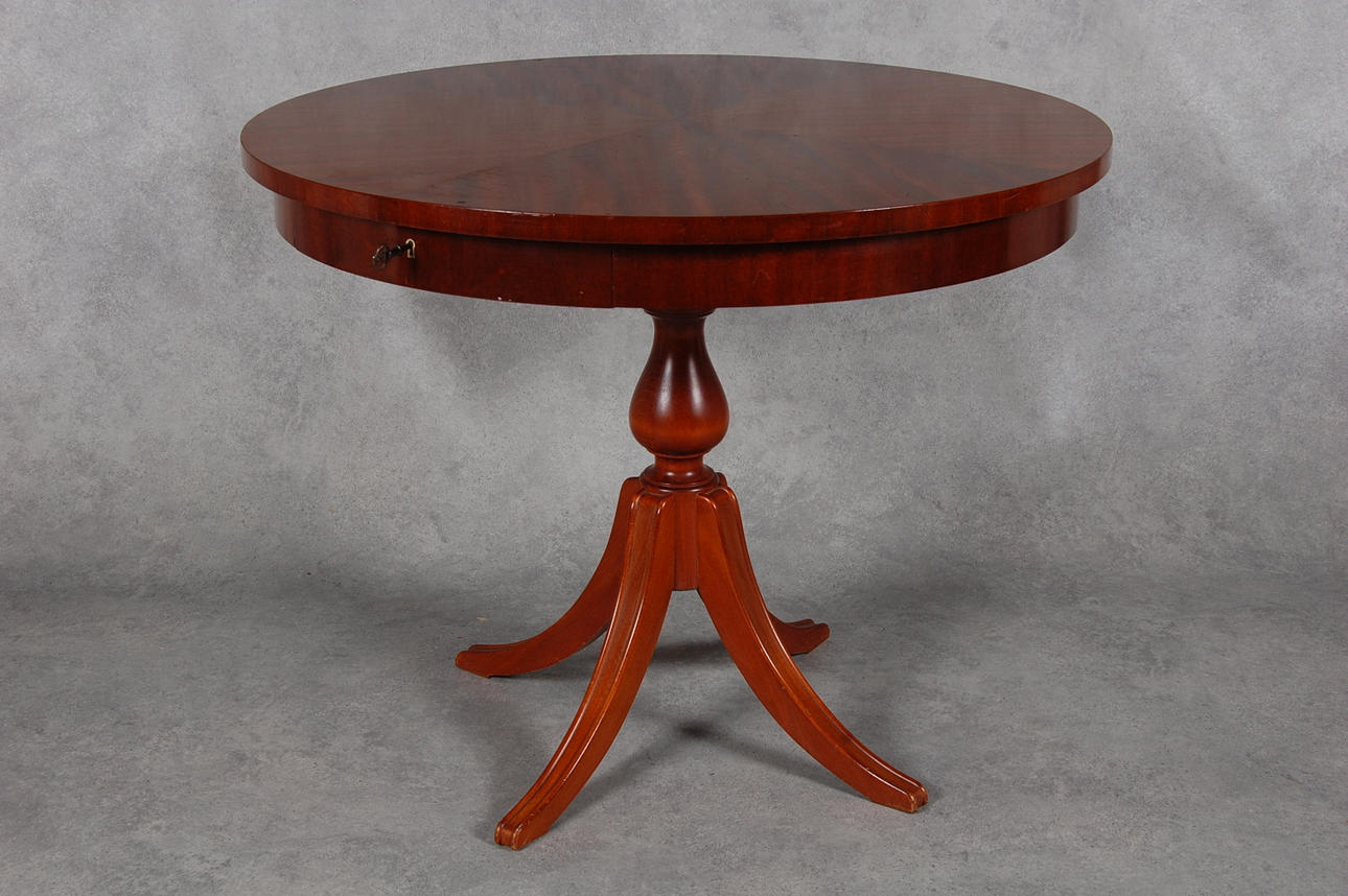 KARUSELLBORD,1940-tal, Etappmöbler Stockholm, SMI nr 107.