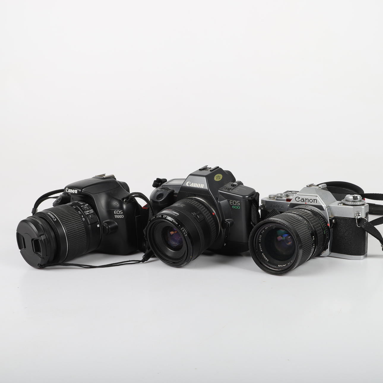 KAMEROR M. M, Canon, Japan.