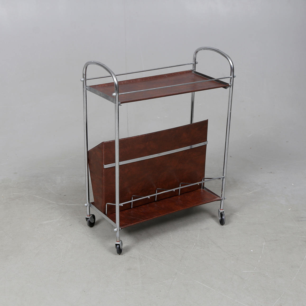 TIDNINGSVAGN/BARVAGN.