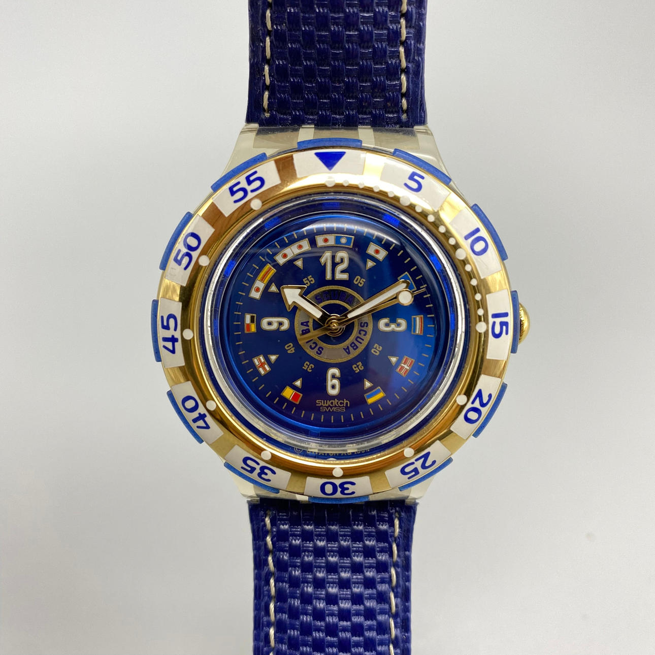 SWATCH SCUBA 200 KELLO EI KOSKAAN KÄYTETTY.