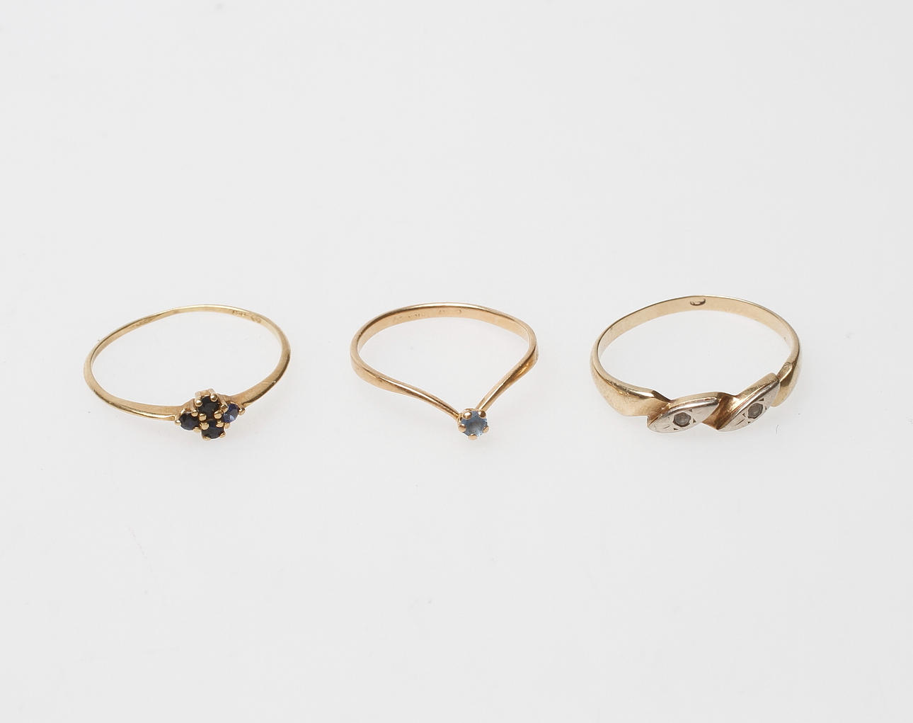 RINGAR, 3 st, 18k guld, vikt ca 3 gr.