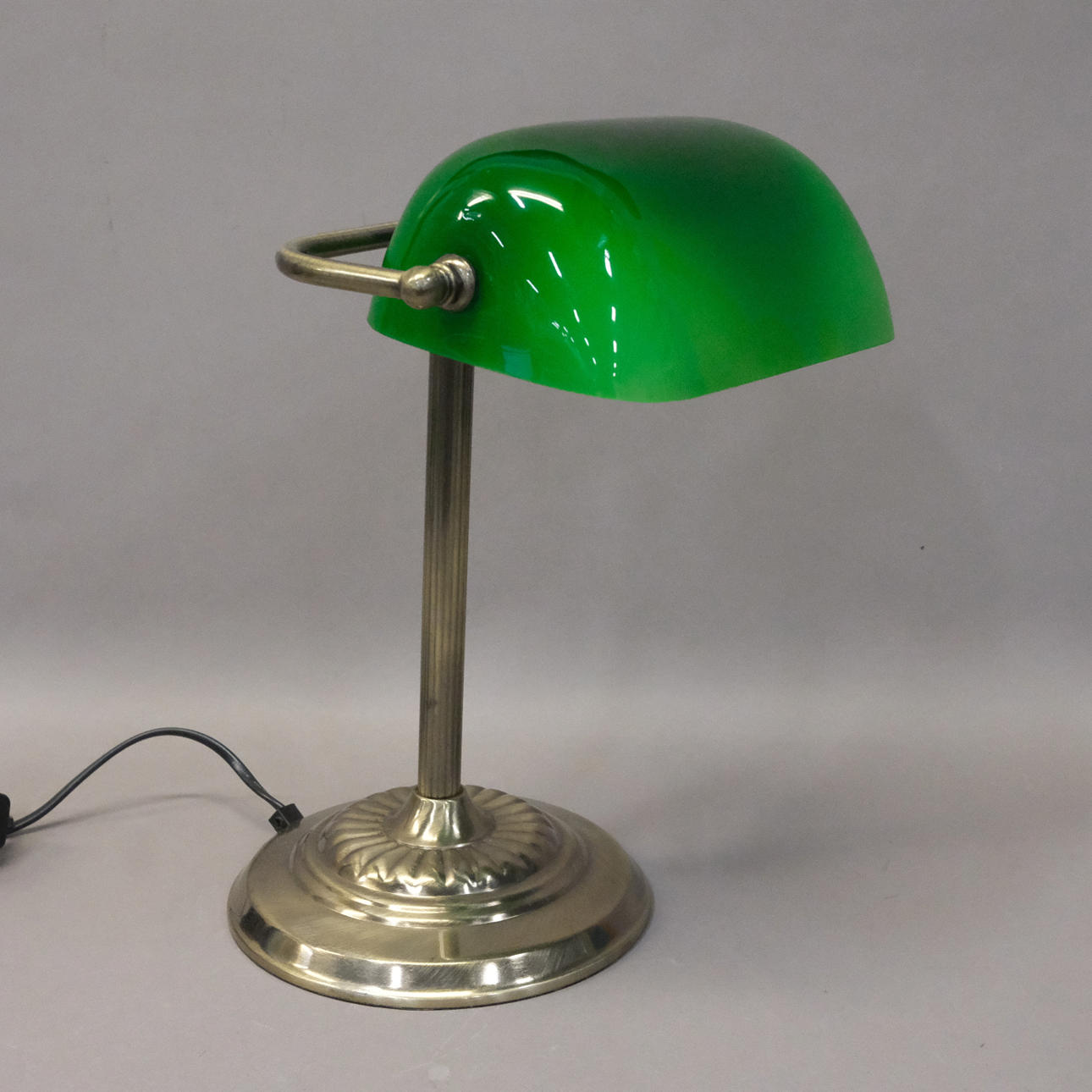 SKRIVBORDSLAMPA ENGELSK STIL.