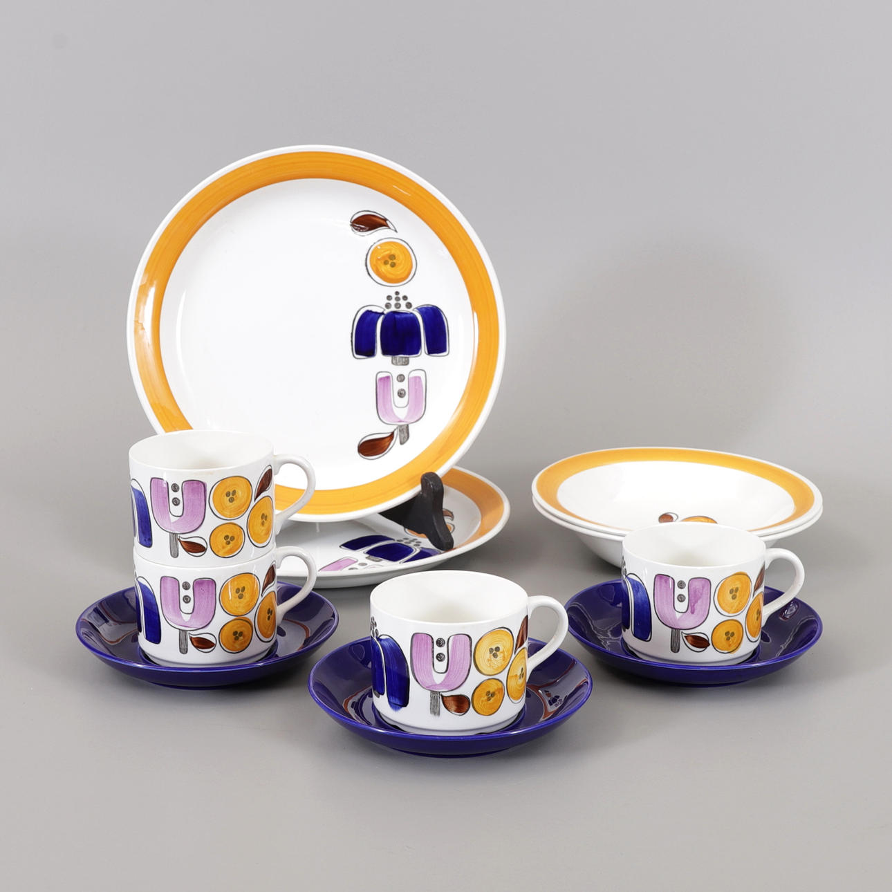 KAFFESERVIS, porslin, "Karneval", 11 delar, Rörstrand.
