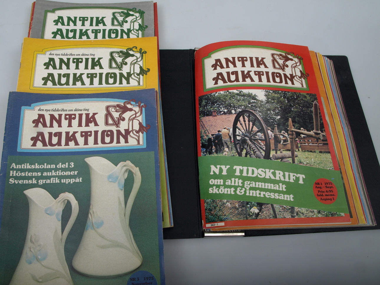 TIDSSKRIFTER, ANTIK & AUKTION, 30 nummer, 1975, 1976 och 1977.
