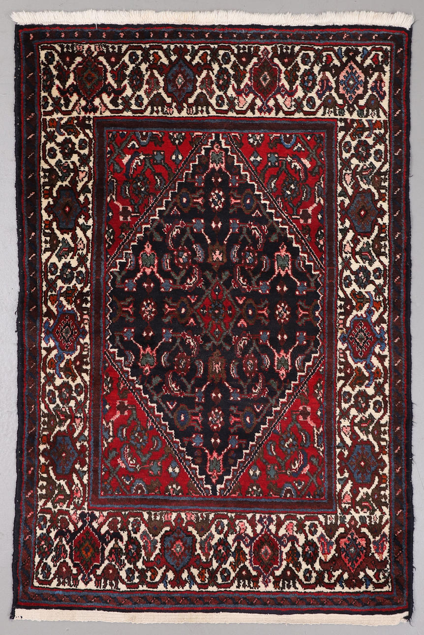 CARPET, Iraq, 153X102 cm.