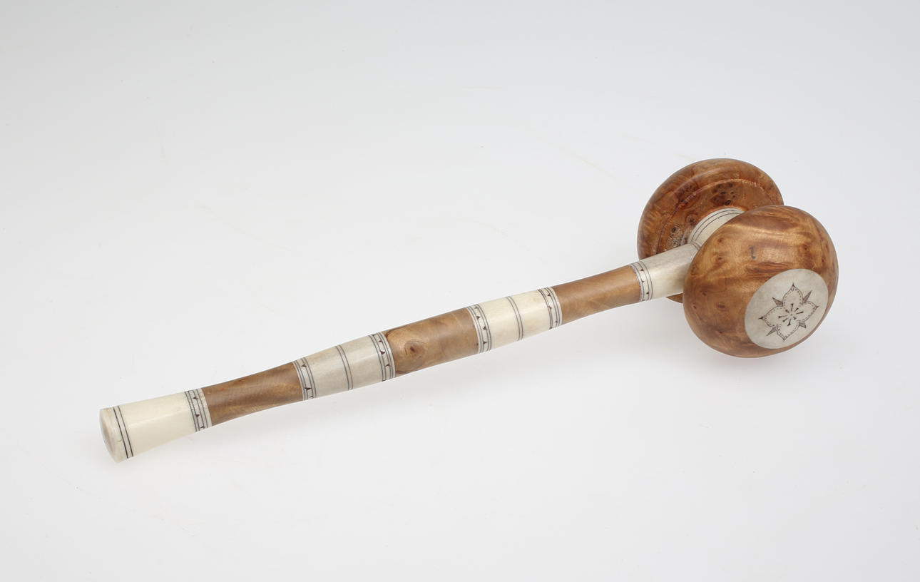 AUKTIONSKLUBBA, Samearbete, 1900-tal.