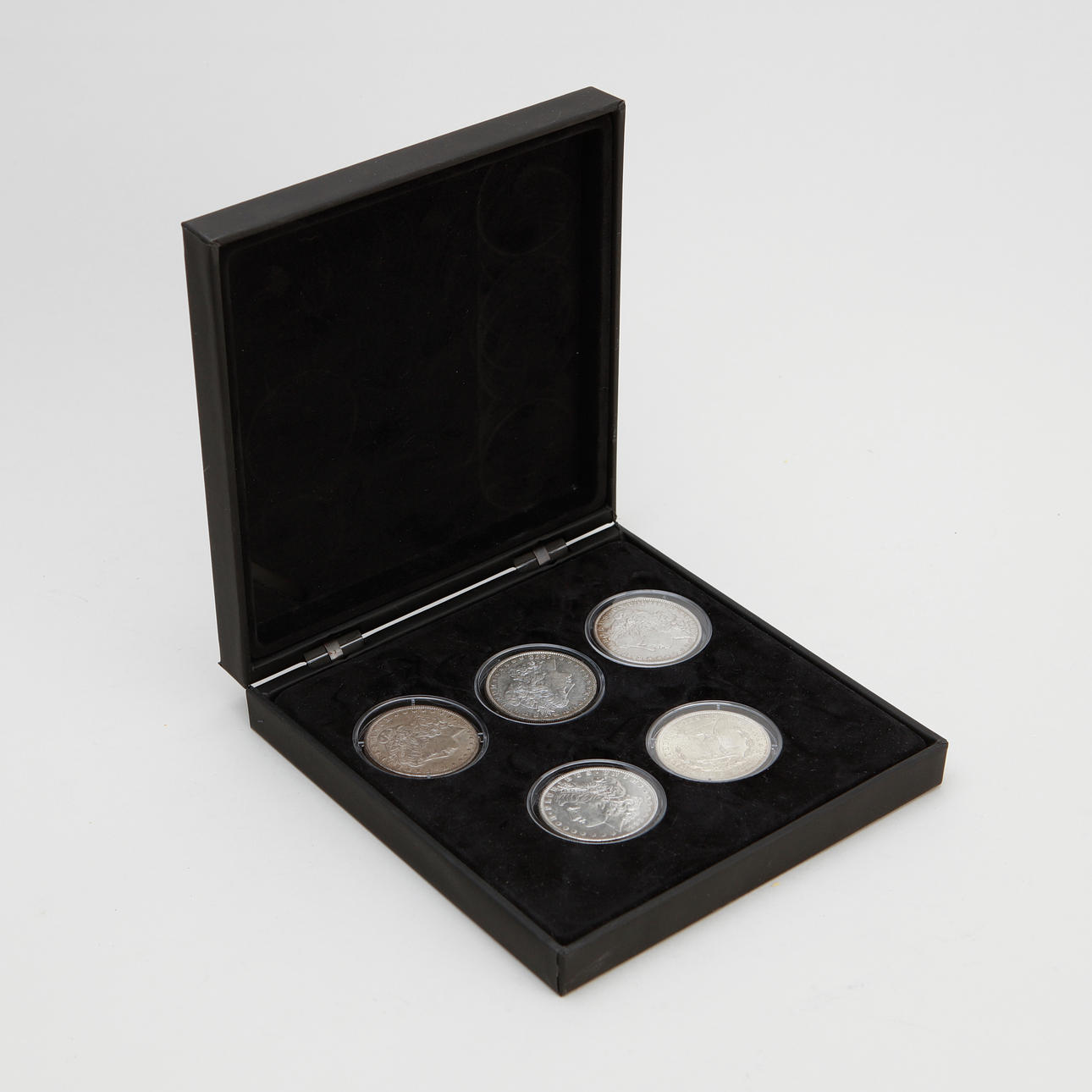 MYNT, 5 st, 2 dollar, "Morgan dollars" silver, USA, 1878-1921.