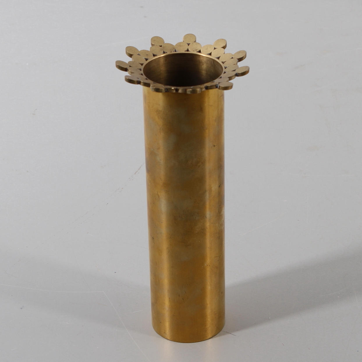 VAS, mässing, Pierre Forsell, Skultuna, 1900-tal.