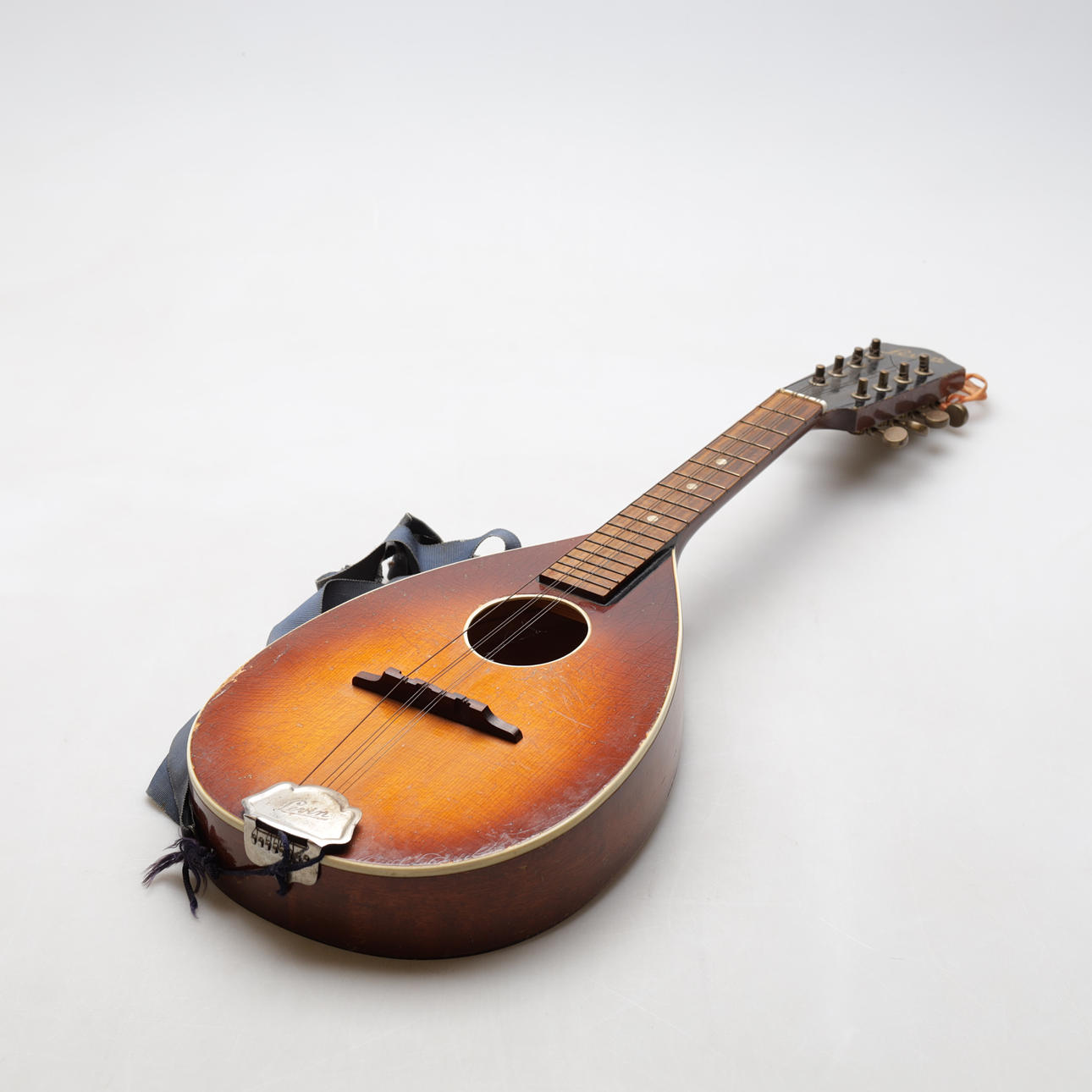 MANDOLIN, Herman Carlson Levin, Gothenburg, 1900s. Collectables ...