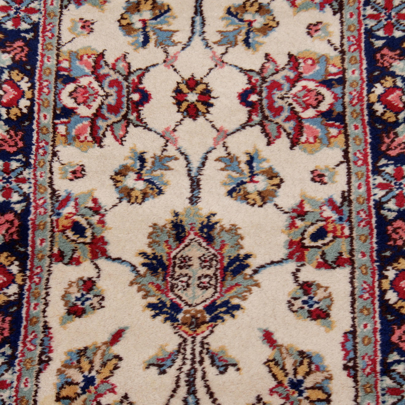 MATTA, orientalisk, 156 x 79 cm.