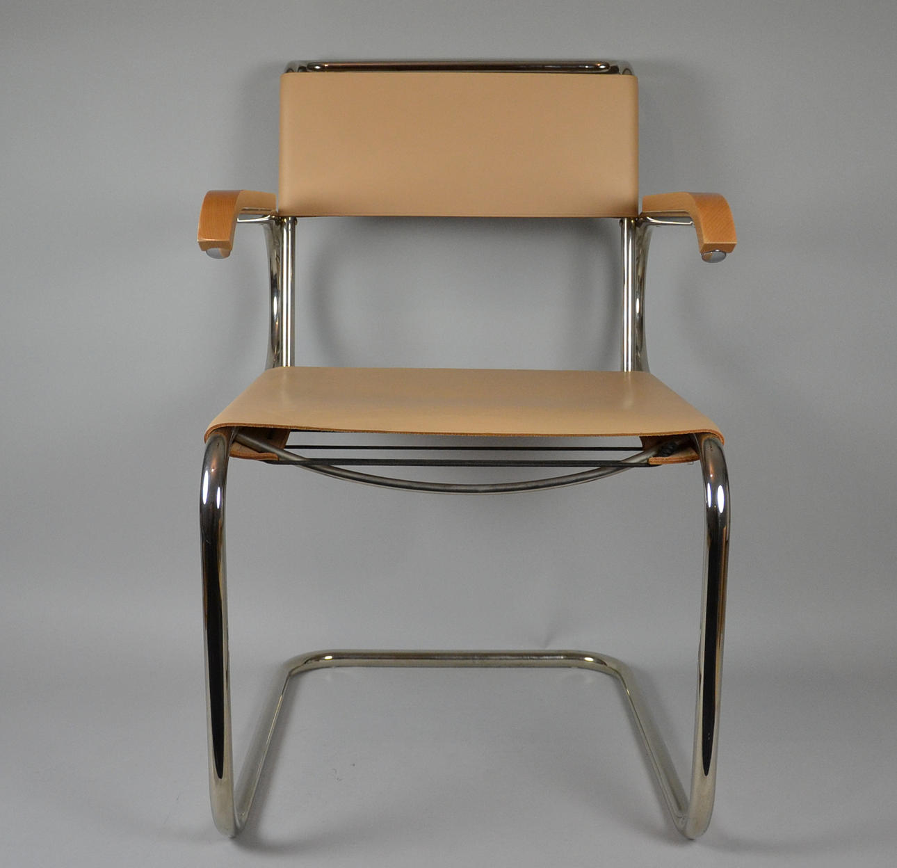 MARCEL BREUER. D40 cantilever stol.