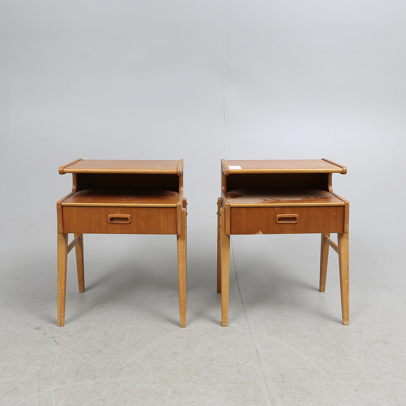 NATTDUKSBORD, ett par, 1950/60-tal.