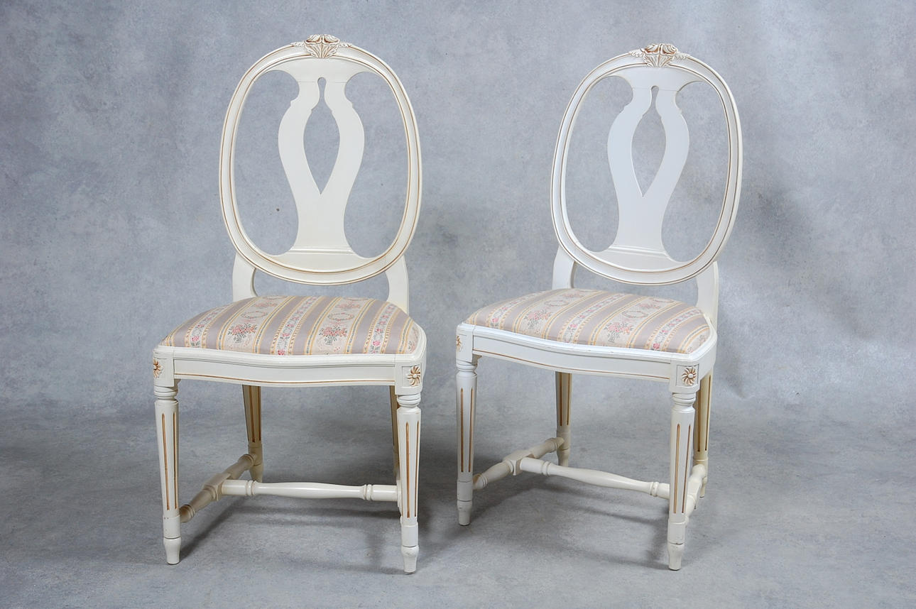 STOLAR, 1 par " Svenska modellen ", gustavianskstil, 1900-tal.