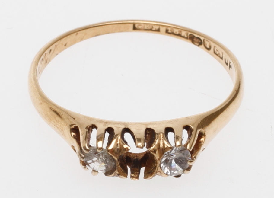 ARMBAND samt RING MED STENAR, 14-18k guld, vikt ca 9,8 gr.