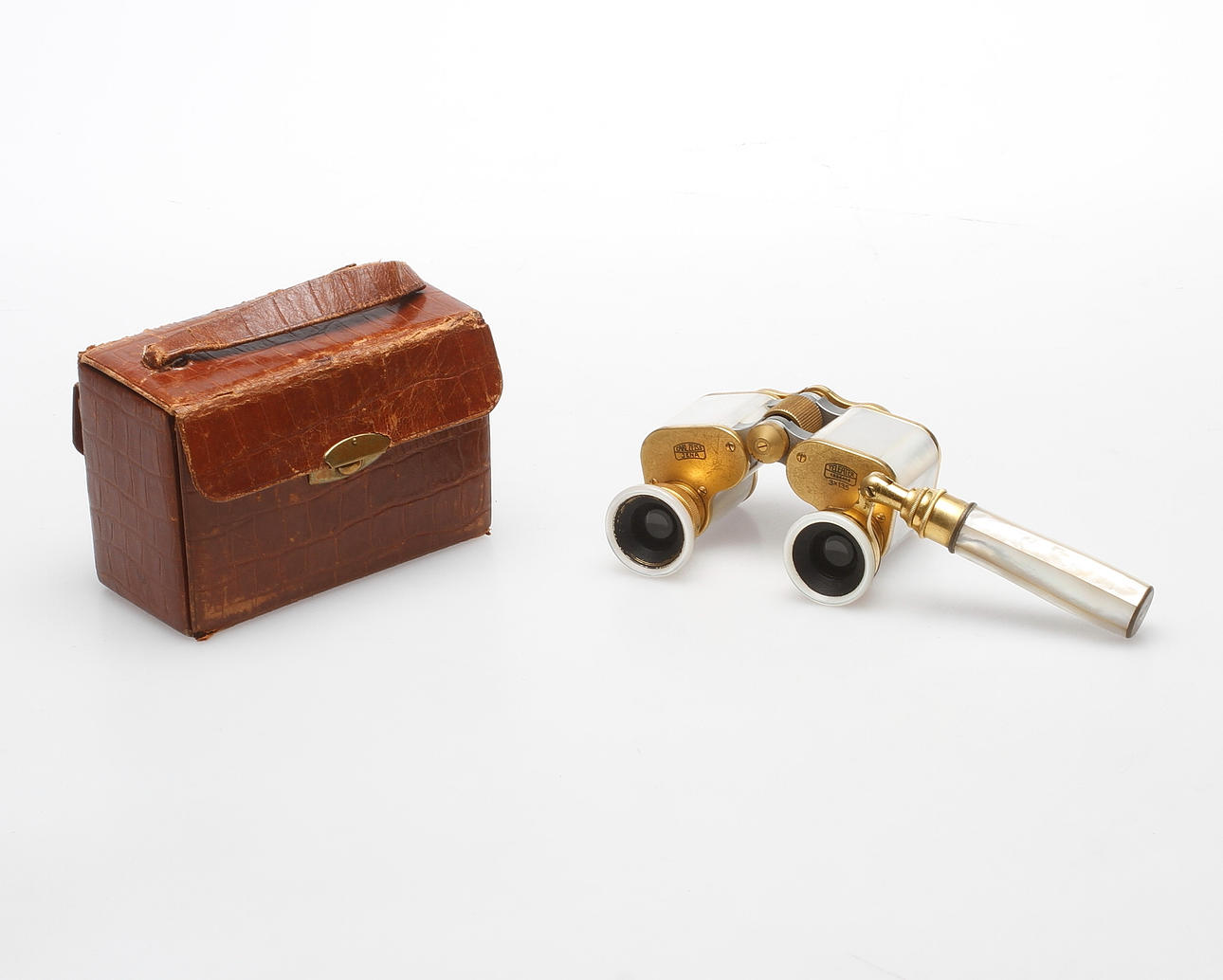 OPERAKIKARE, Teleater, 1900-talets första hälft.