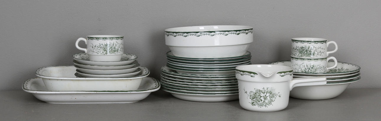 SERVISDELAR, 31 delar, flintgods, "Gröna Anna", Rörstrand.