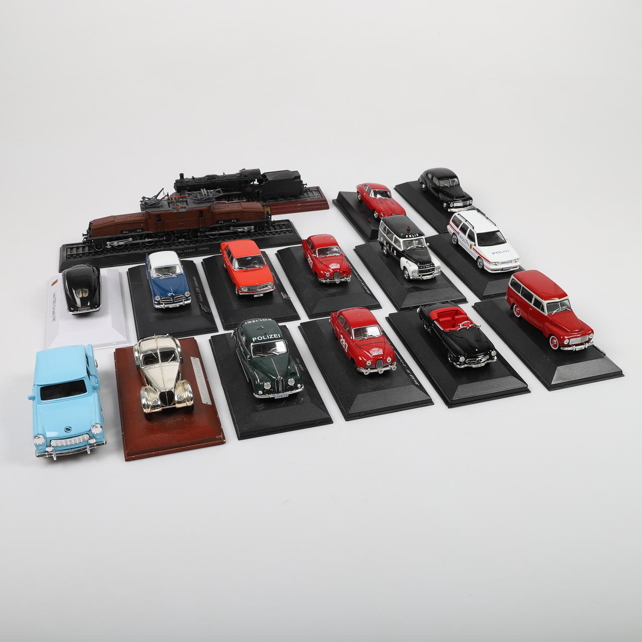 MODELLAUTOS M. M, 16 Stück, Volvo, Saab etc.
