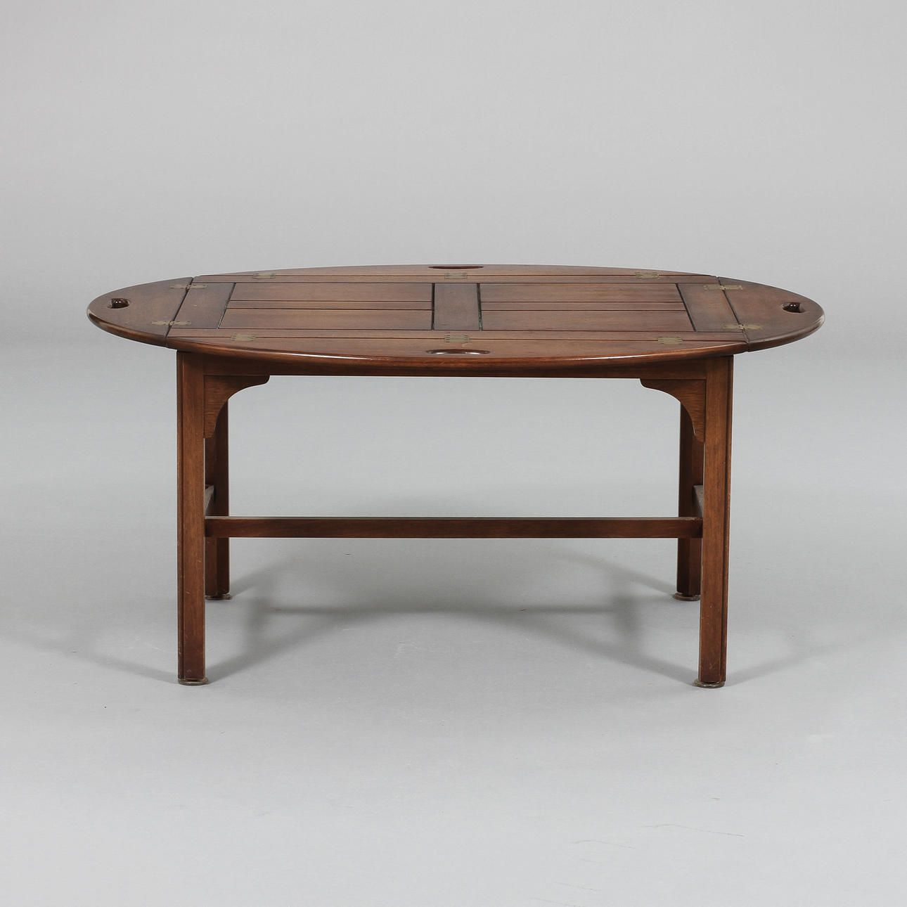 BUTLERS TRAY, 1900-tal.