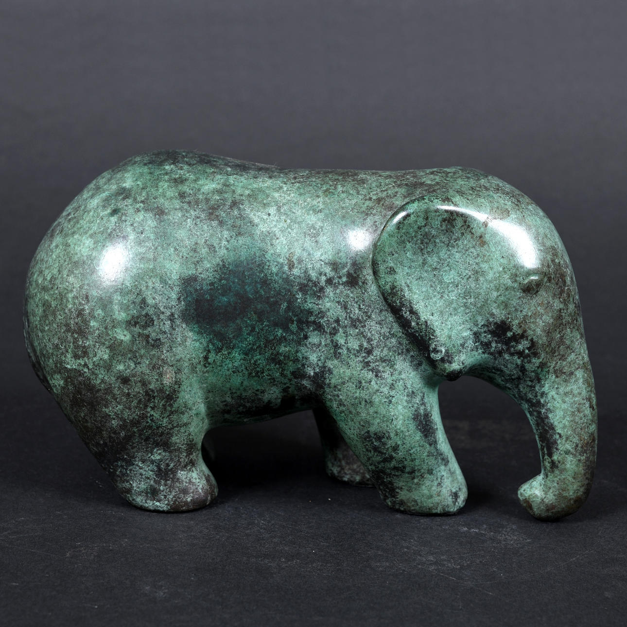 ANITA MANDL (BORN 1926) - LIMITED EDITION BRONZE SCULPTURE OF AN ELEPHANT.