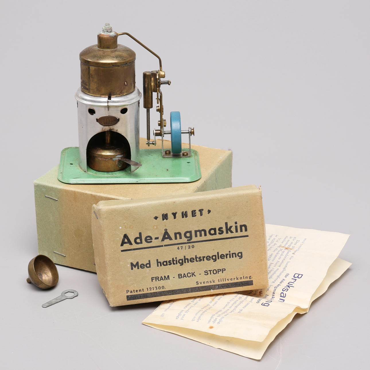 ÅNGMASKIN, Ade, patent 121300, 1940-tal.