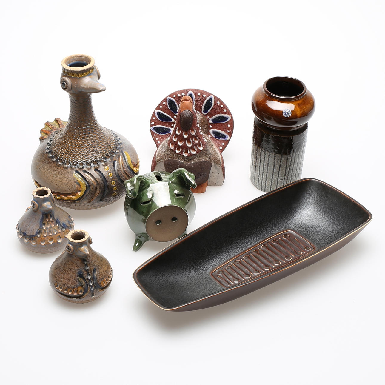 KERAMIK, 7 delar, bla Gunnar Nylund, Mari Simmulsson.