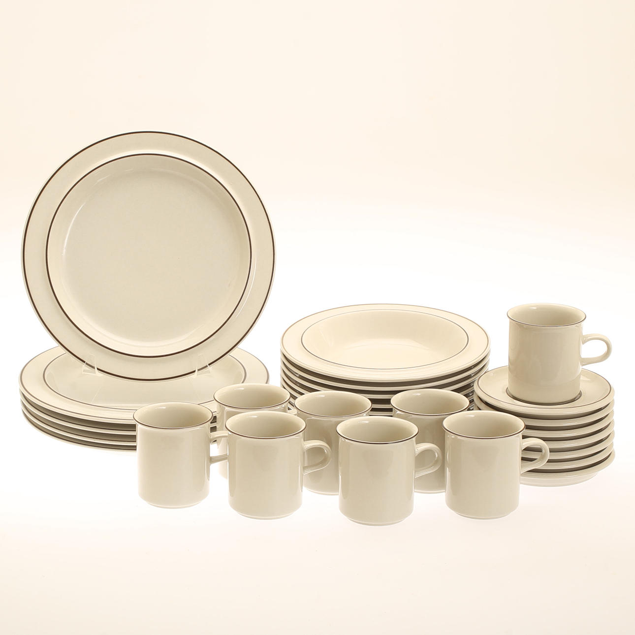 SERVICEDELE, 28 dele, "Fennica", Arabien.