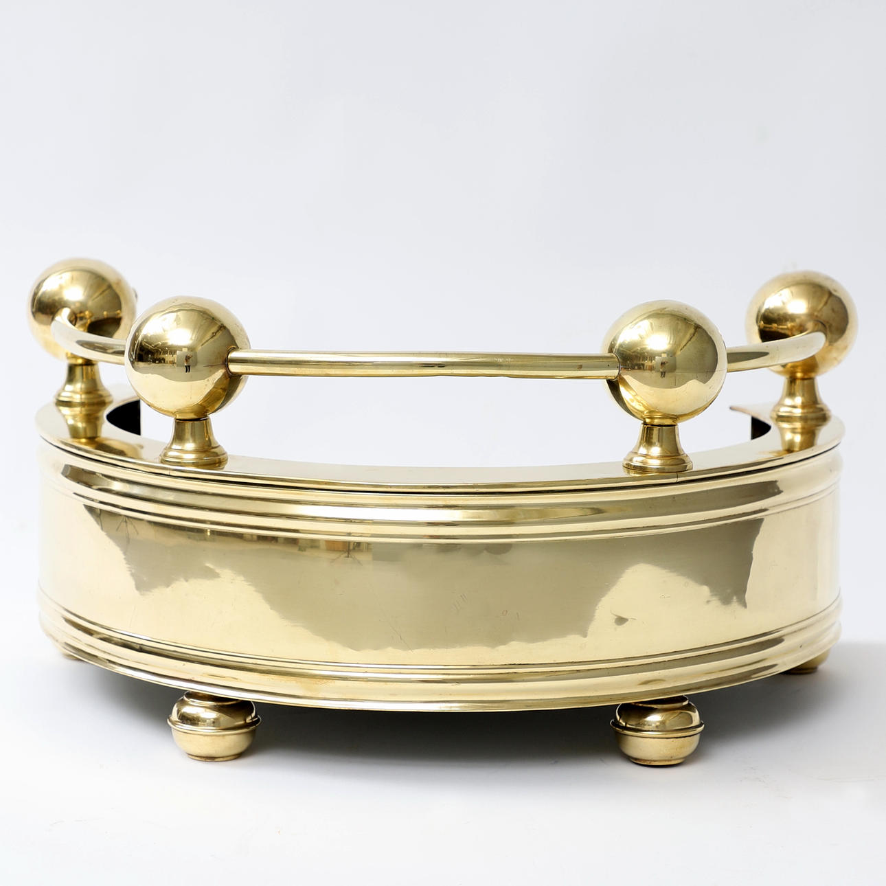 SPARK PROTECTION for tiled stoves.