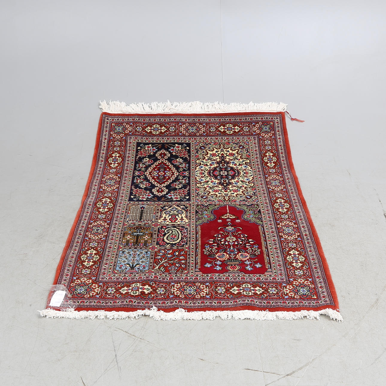 MATTA, orientalisk, ca. 150x104 cm.