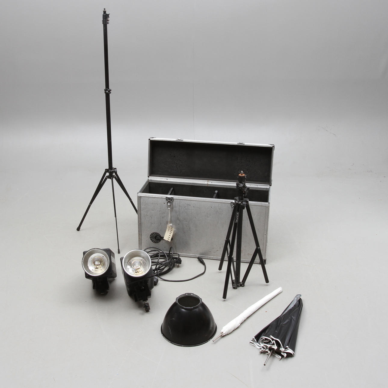 STUDIOBLIXTAR Multiblitz, Variolite 500 med stativ.