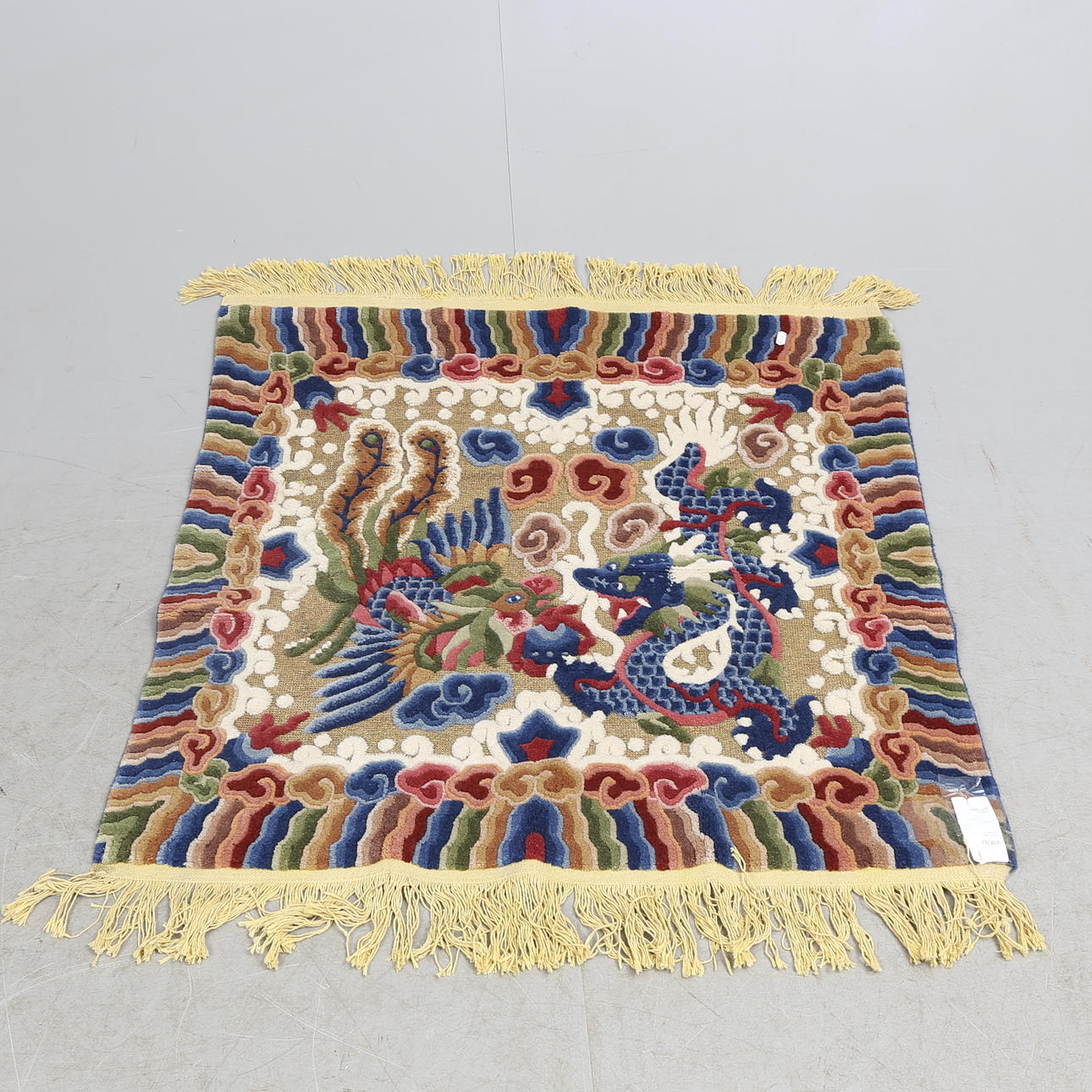 MATTA, Kina, ca. 95x95 cm.