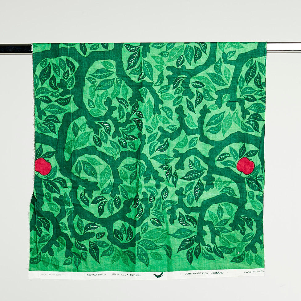 TEXTILE LENGTH, "Summer tree", designed by Ulla Ericson for Jobs Handtryck, Leksand.