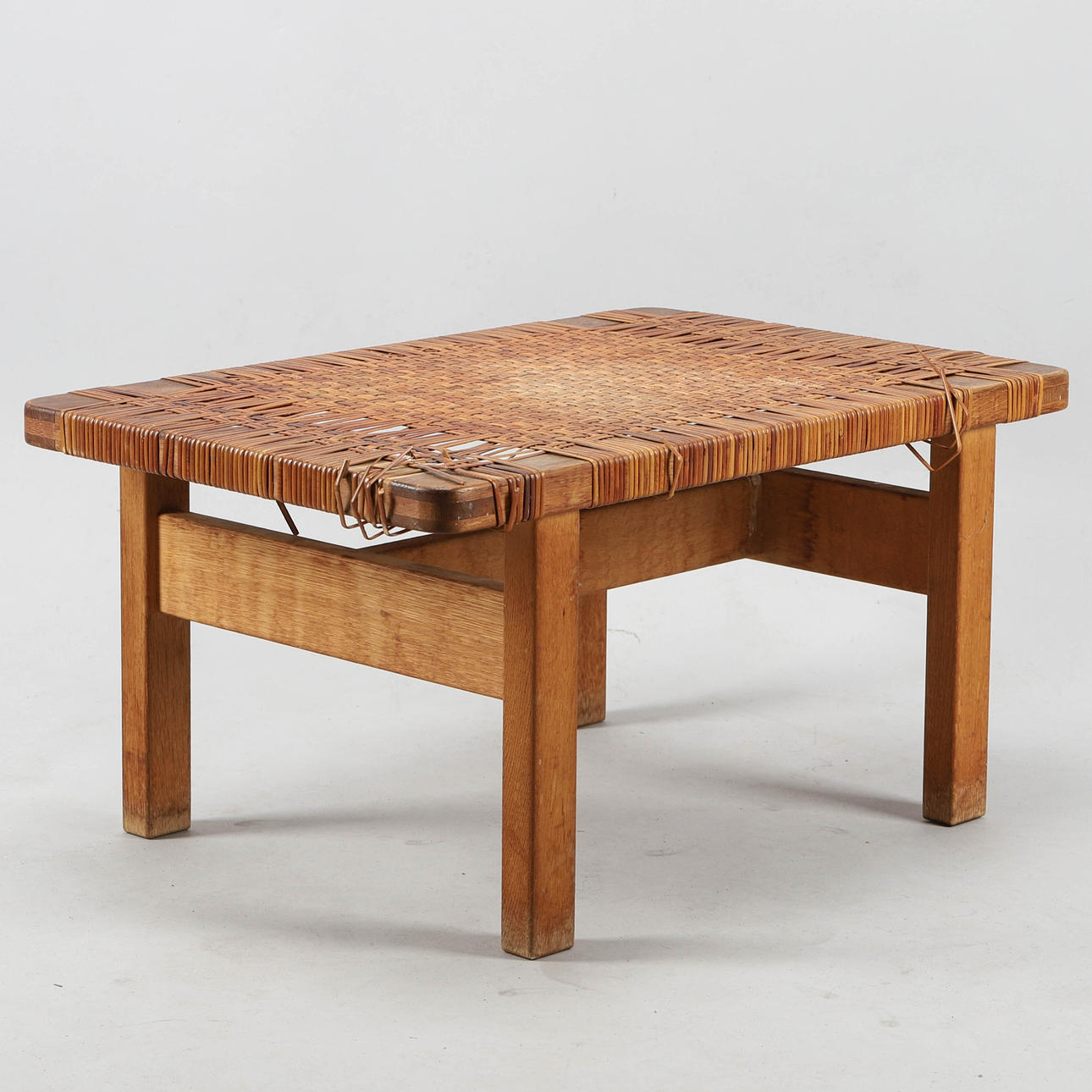 BØRGE MOGENSEN. Bænk, eg og flet, model 5273, Fredericia